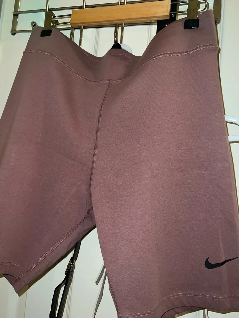 Nike Rose-Mauve High-Rise Biker Shorts with Black Swoosh